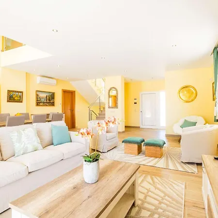 Vida Holiday home *